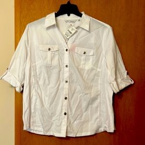 White button down shirt, 3/4 sleeves